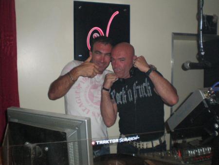 Soirée du Vendredi 13 Juillet Avec Mônsieur Philippe Corti aux Platines du Vertigo et Charles Schillings aux platines du Mambo!!!