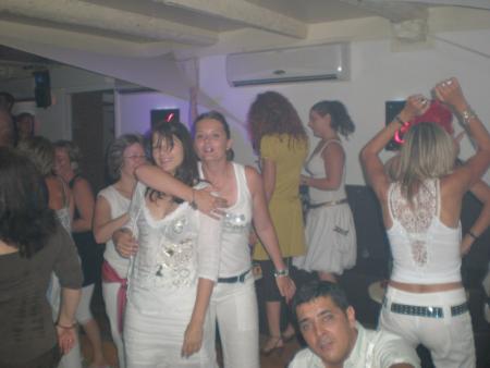 Soirée du Vendredi 13 Juillet Avec Mônsieur Philippe Corti aux Platines du Vertigo et Charles Schillings aux platines du Mambo!!!