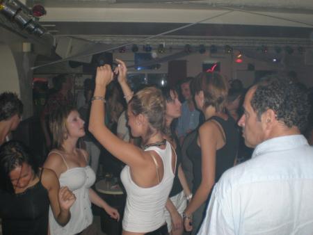 Soirée du Vendredi 13 Juillet Avec Mônsieur Philippe Corti aux Platines du Vertigo et Charles Schillings aux platines du Mambo!!!