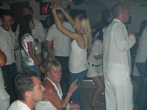 NUIT BLANCHE (tous les dimanche)